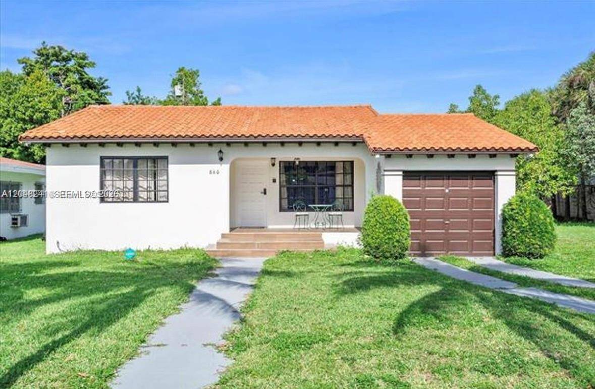 860 NW 17th CtMiami - picture