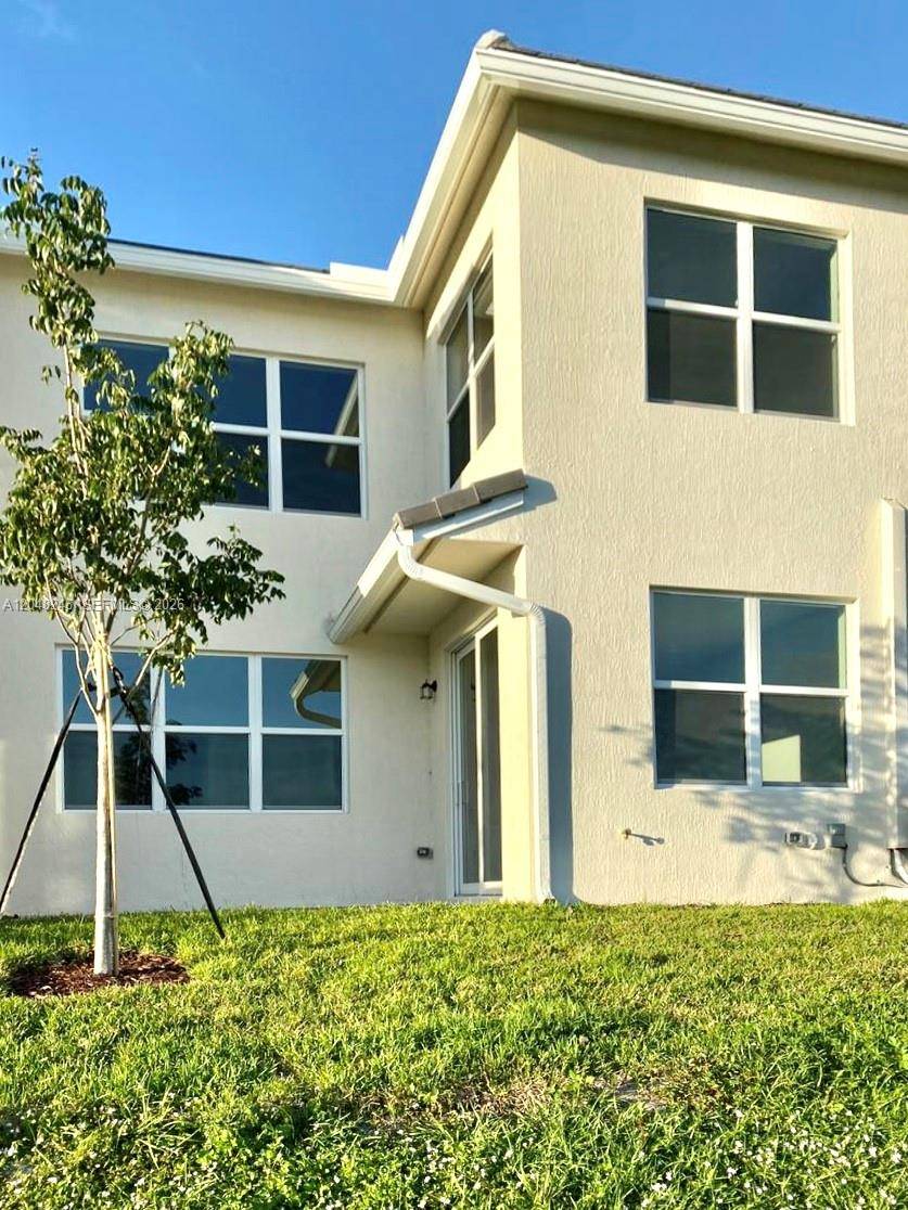 4984 Greenway DrHollywood - Townhouse/Villa-Annual,Townhouse condo unit # - picture