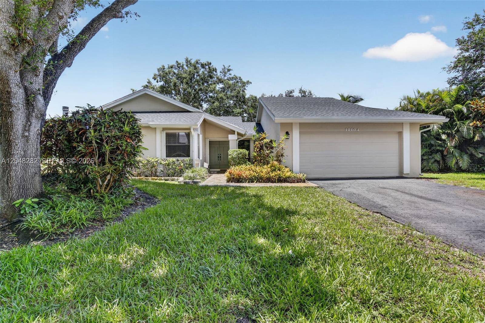 12104 Landing WayCooper City - picture