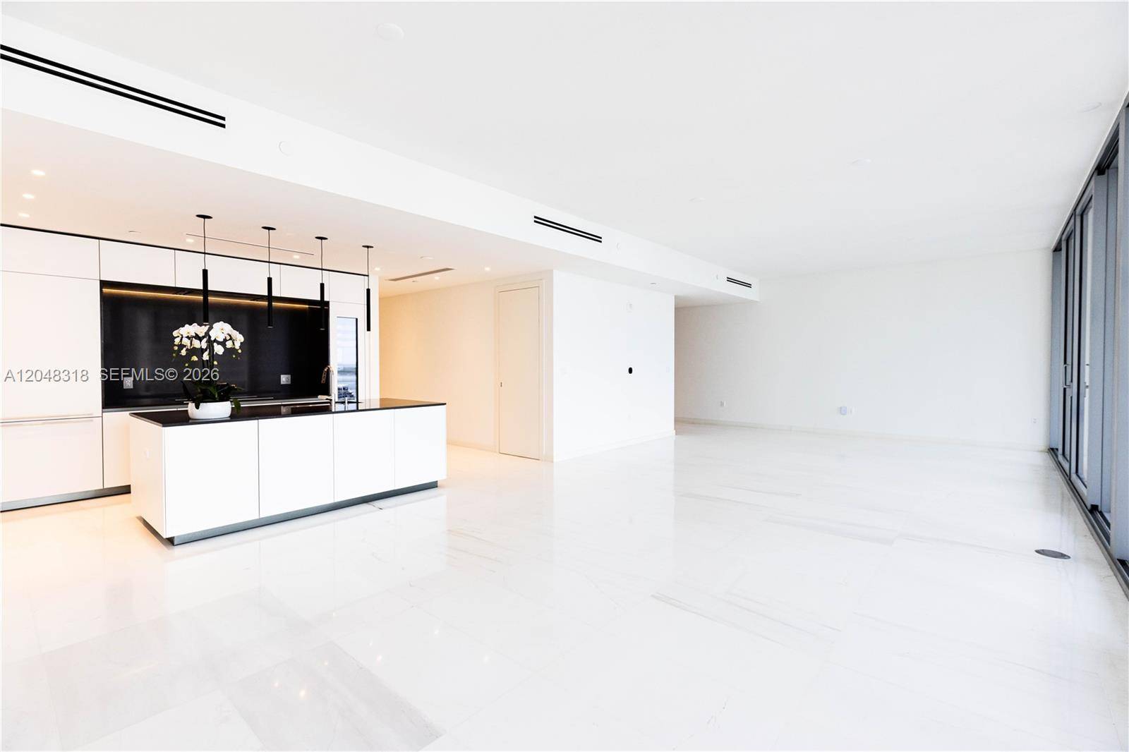 300 Biscayne Blvd WayMiami - ASTON MARTIN RESIDENCES condo unit 2702 - picture