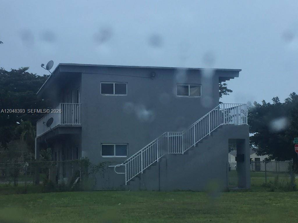 515 SW 3rd AveHomestead - picture