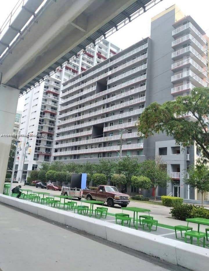 104 SW 9th StMiami - Condo/Co-Op/Annual,Condo condo unit 304 - picture