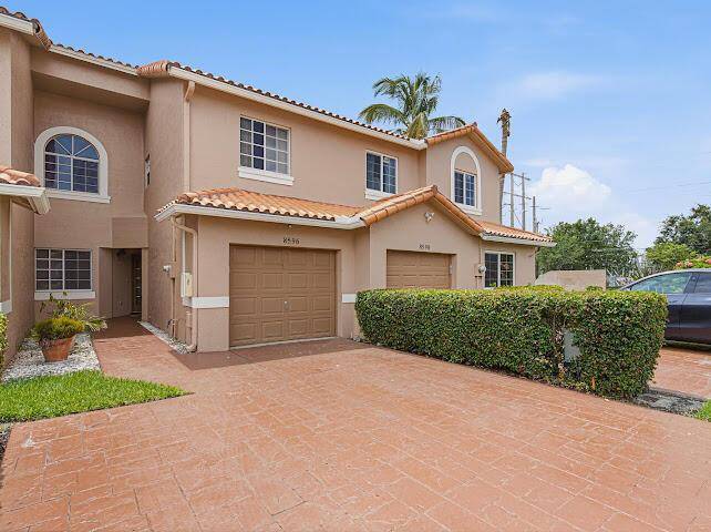 8596 JadeTamarac - picture