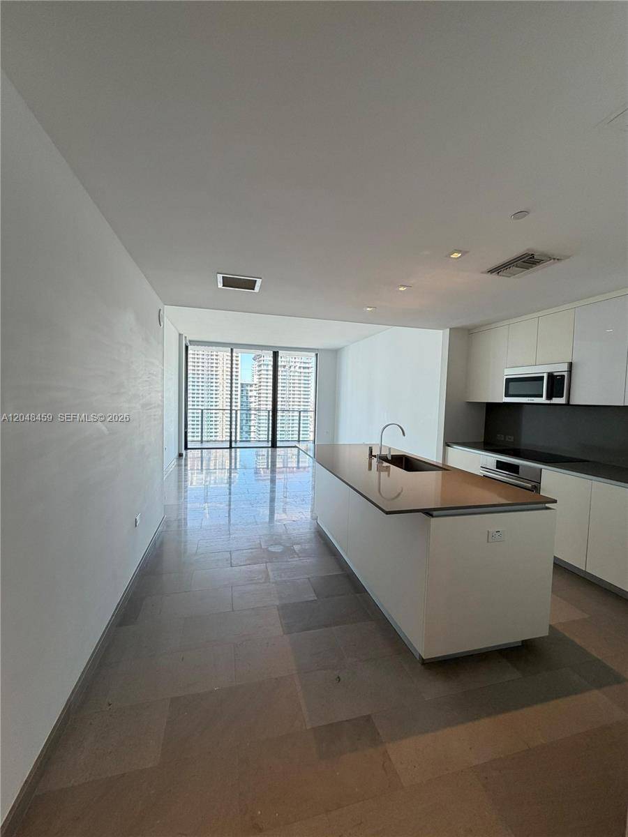 68 SE 6th StMiami - Single Family-Annual,Condo condo unit 2506 - picture