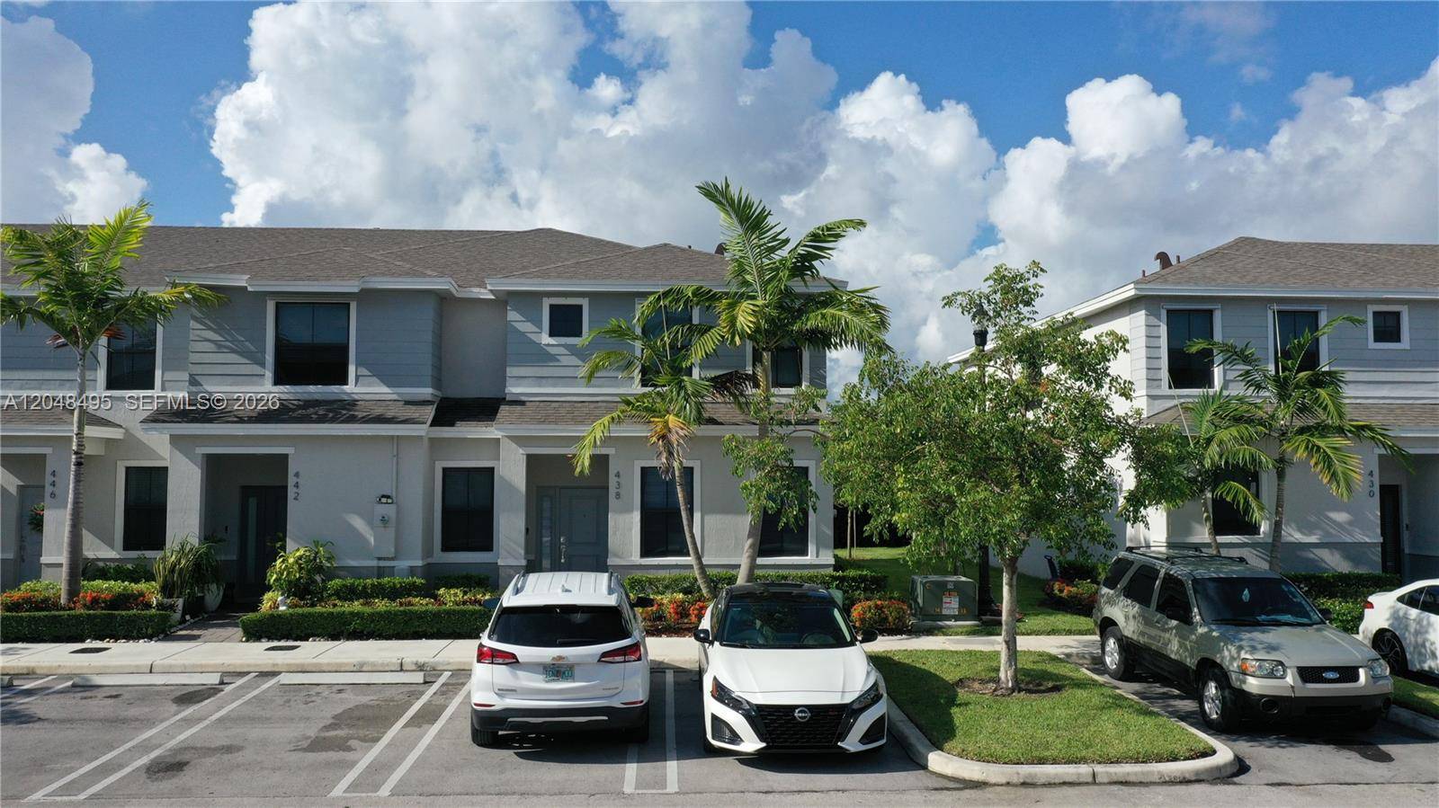 438 NE 12th StFlorida City - picture