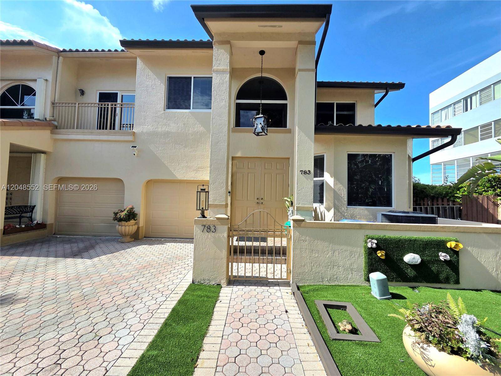 783 NE 195th StMiami - picture