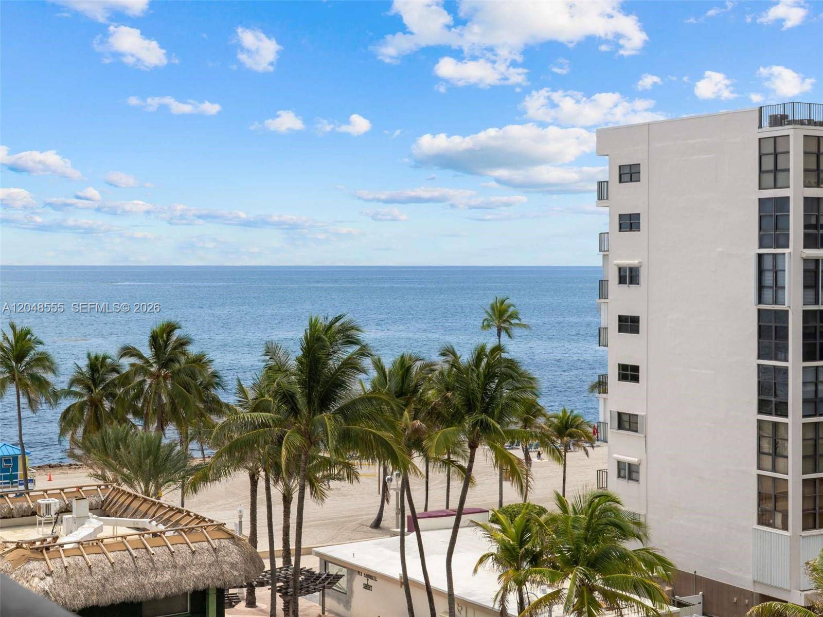 322 SE Buchanan StHollywood - CRYSTAL TOWER INC CONDO condo unit 703 - picture