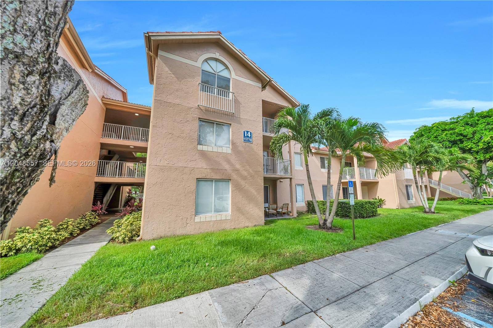 15770 SW 106th TerMiami - ROYAL PALM PLACE condo unit 106 - picture