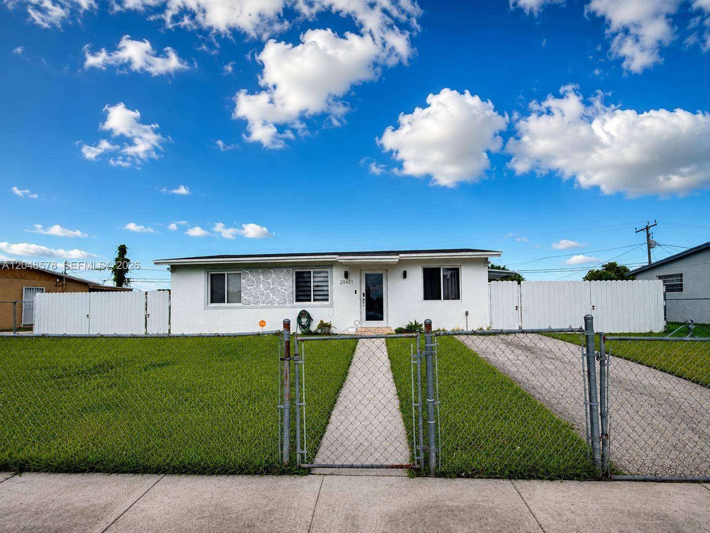 20421 SW 118th AveMiami - picture