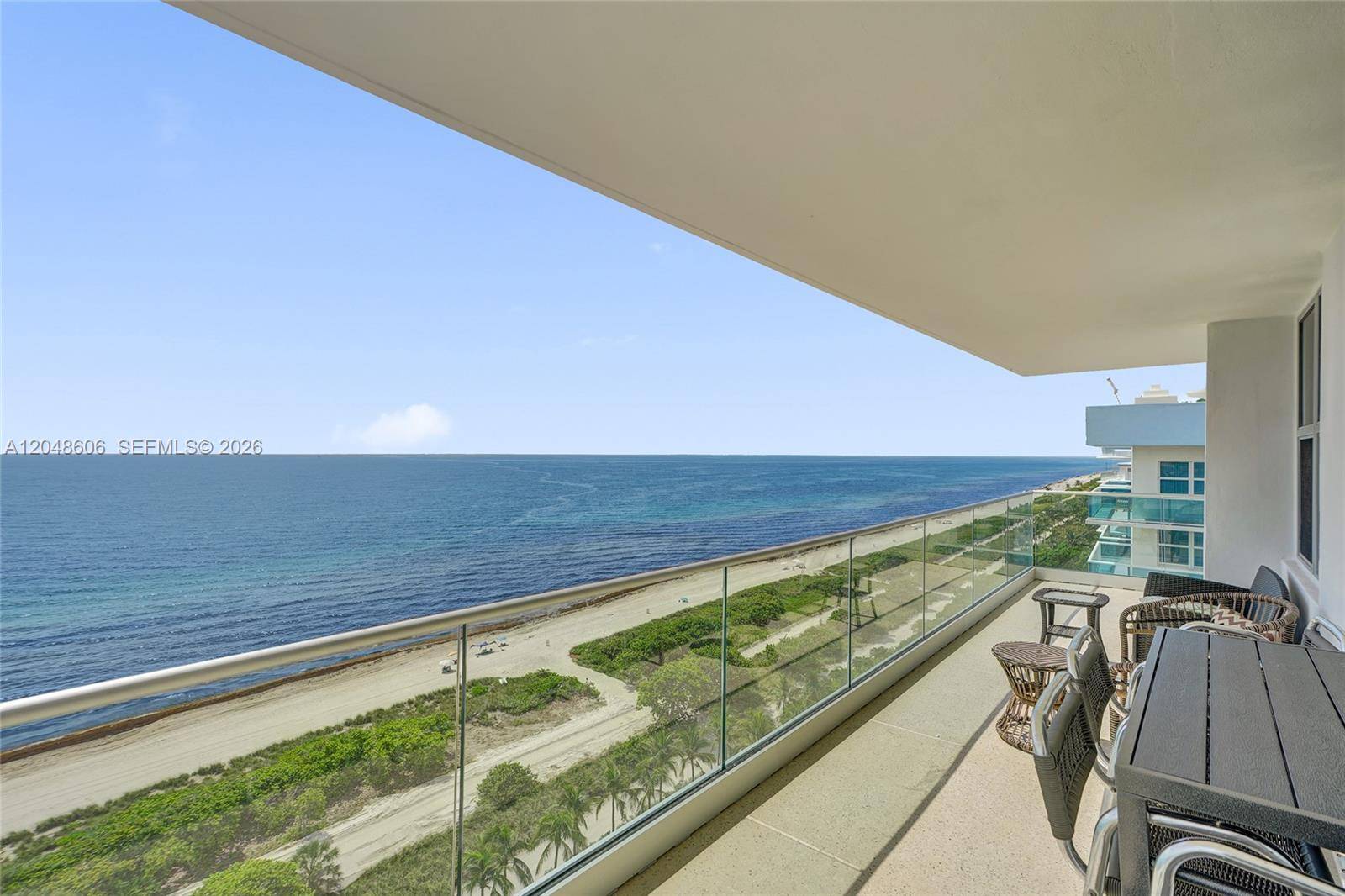 9225 Collins AveSurfside - Condo/Co-Op/Seasonal,Condo condo unit 1402 - picture