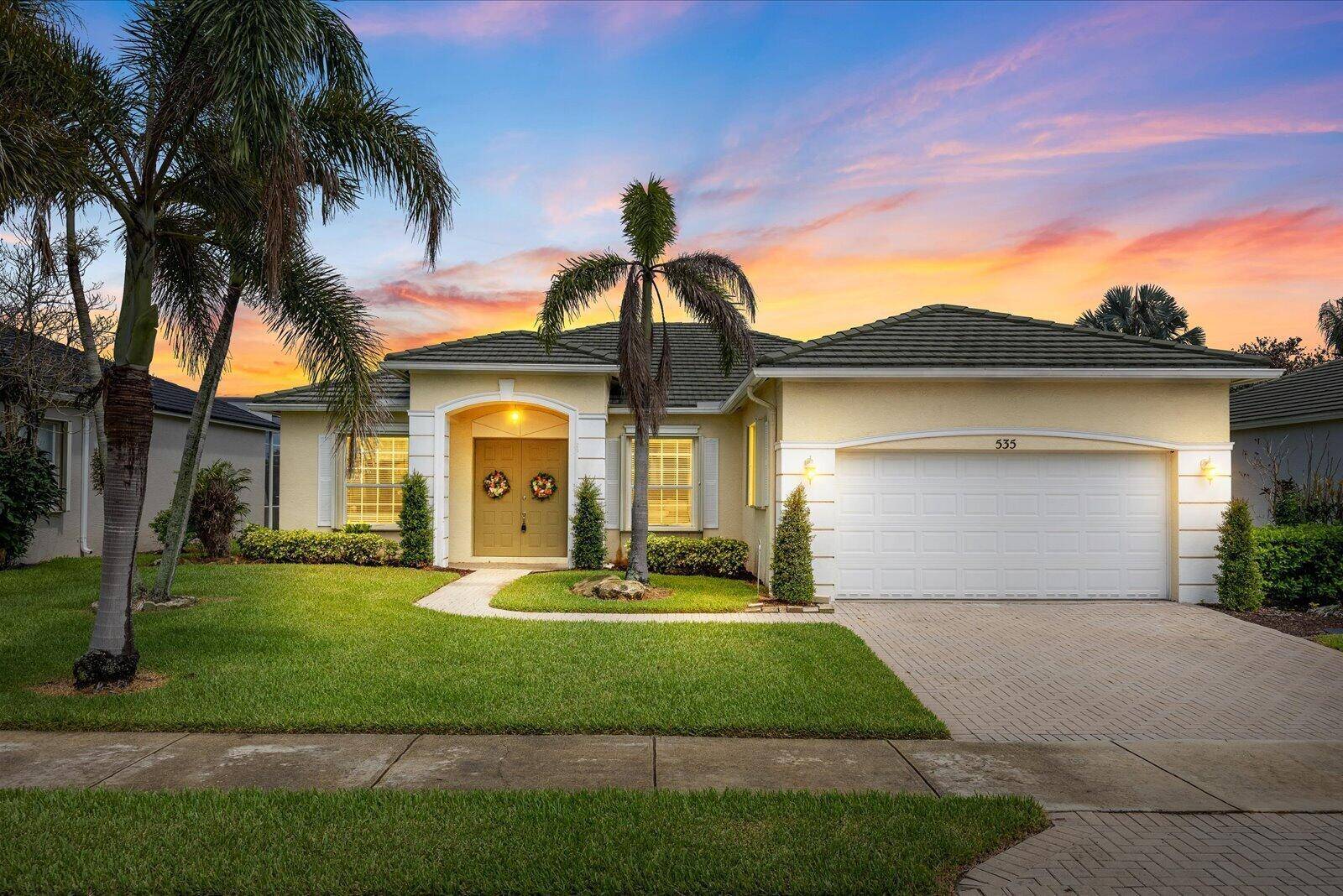 535 SW Lake ManateePort St. Lucie - picture