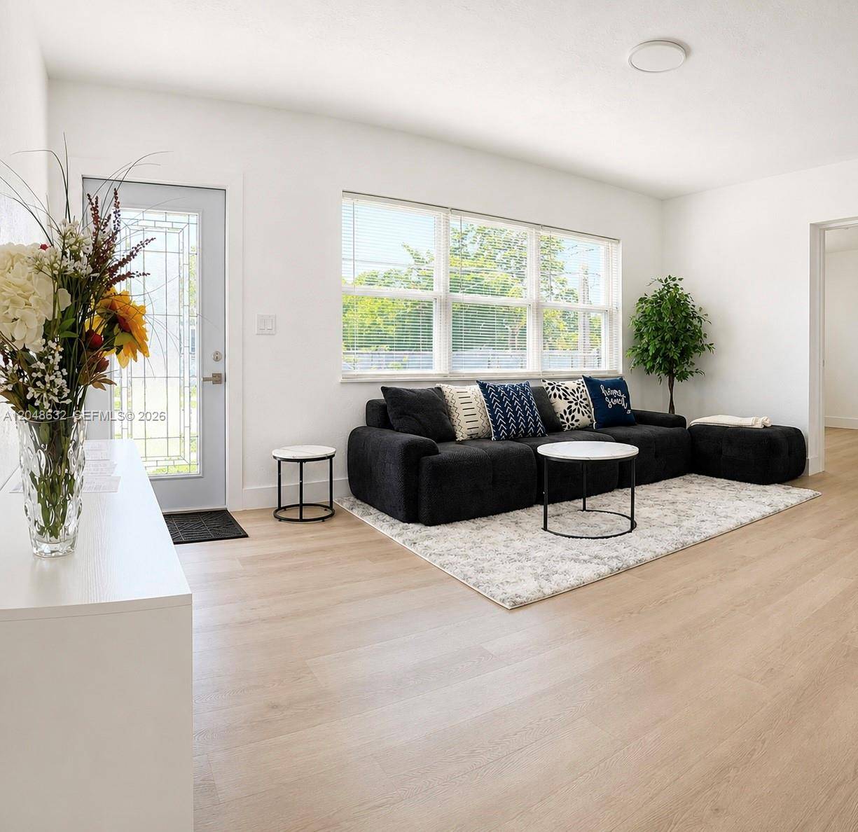 3061 NW 2nd StFort Lauderdale - picture