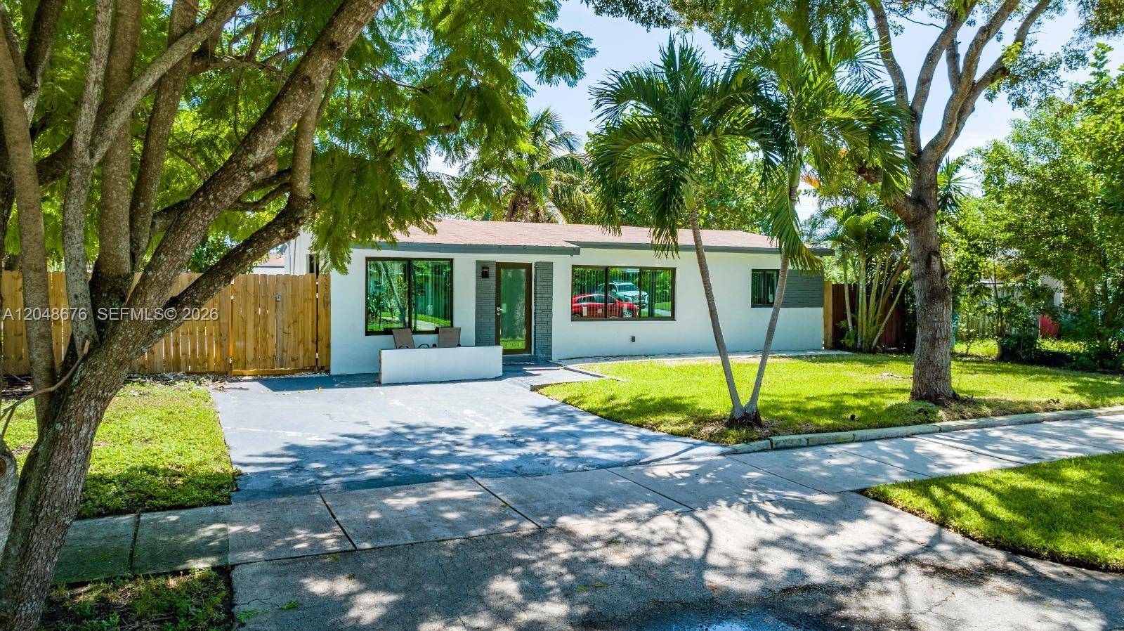 3360 NE 12th TerPompano Beach - picture