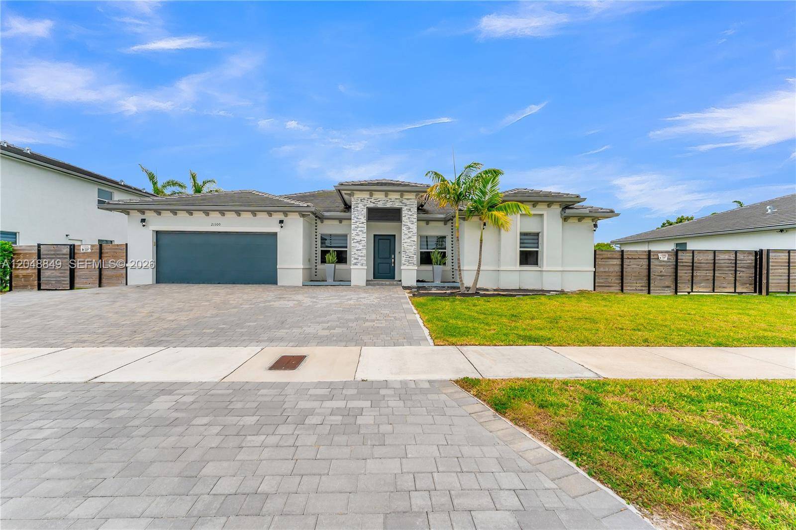 21100 SW 127th PlMiami - picture