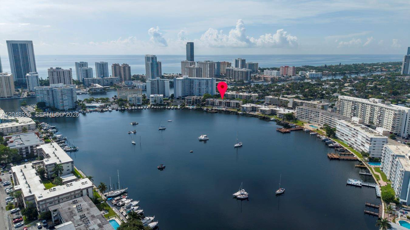 200 Golden Isles DrHallandale Beach - Condo/Co-Op/Annual,Condo condo unit 203 - picture