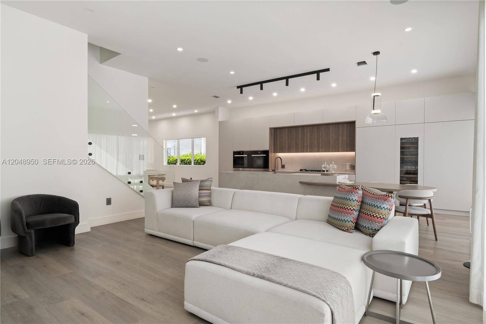 18955 Atlantic BlvdSunny Isles Beach - picture