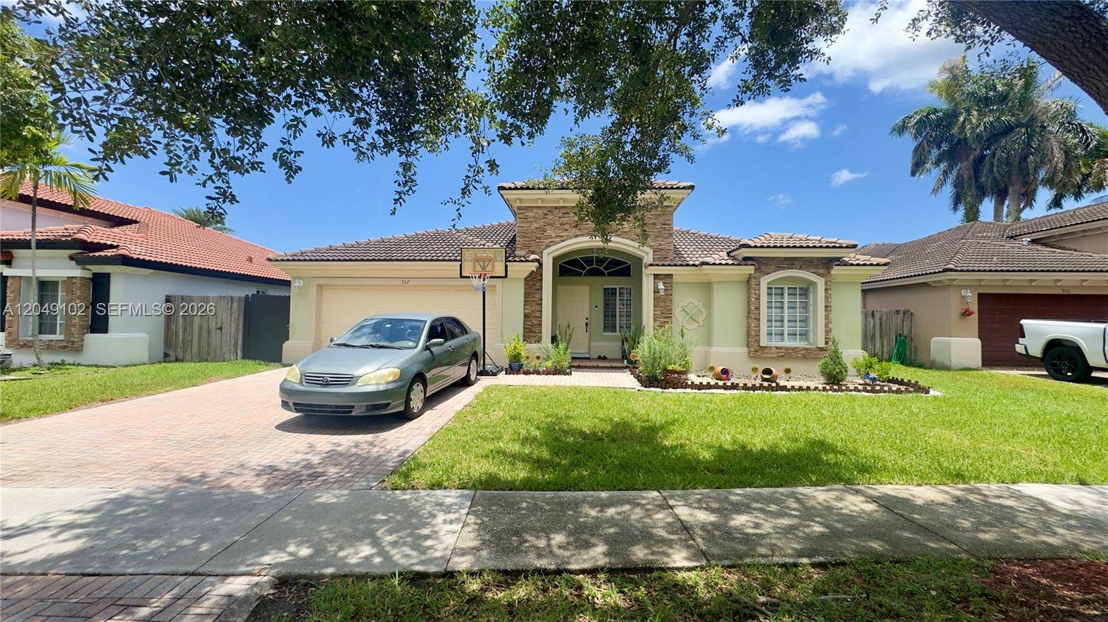 937 NE 35th AveHomestead - picture