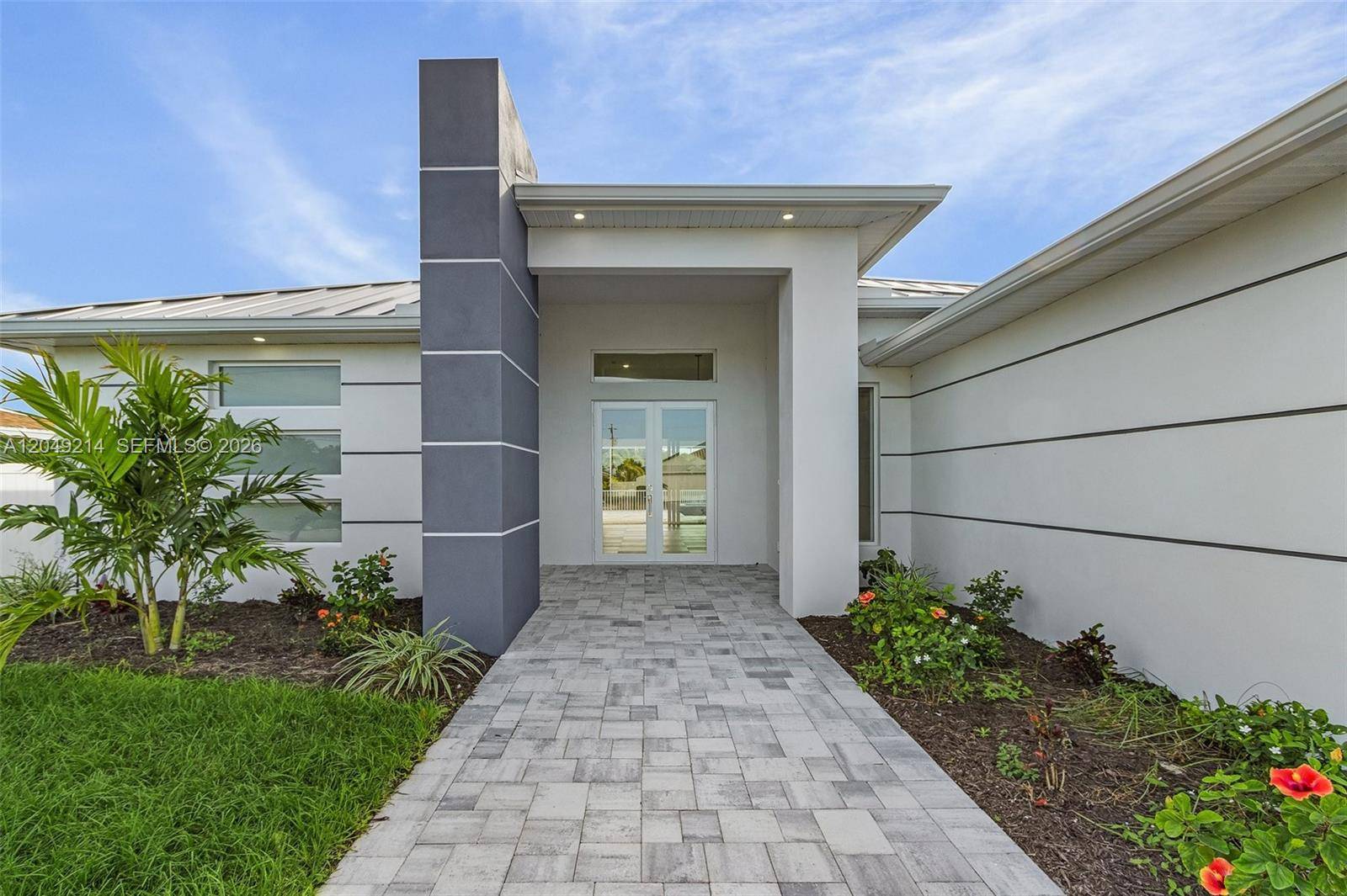 1430 SE 23rd stCape Coral - picture
