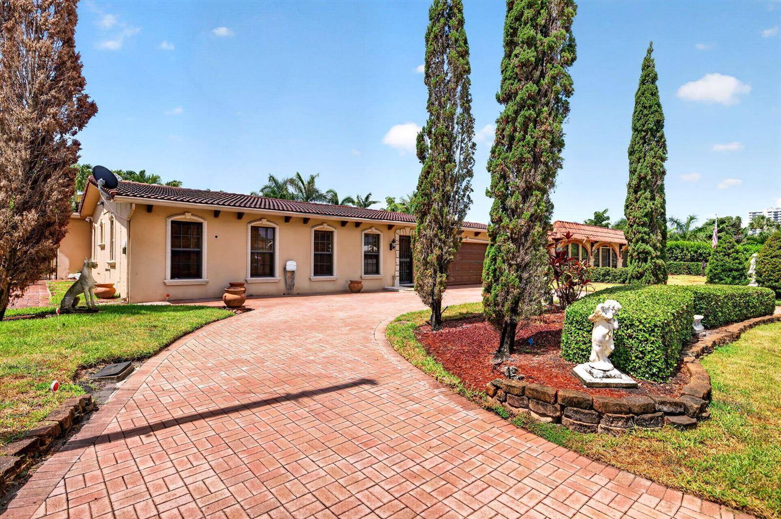 2060 TropicLauderdale By The Sea - picture