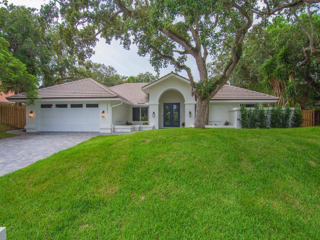 1331 JonathansVero Beach - picture