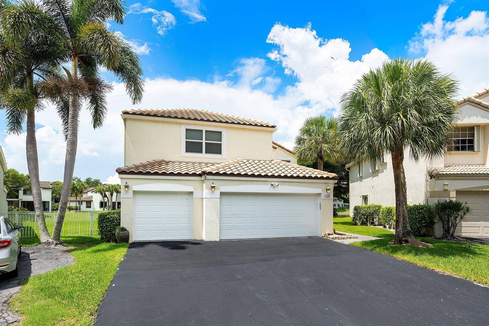 6240 NW 76thParkland - picture