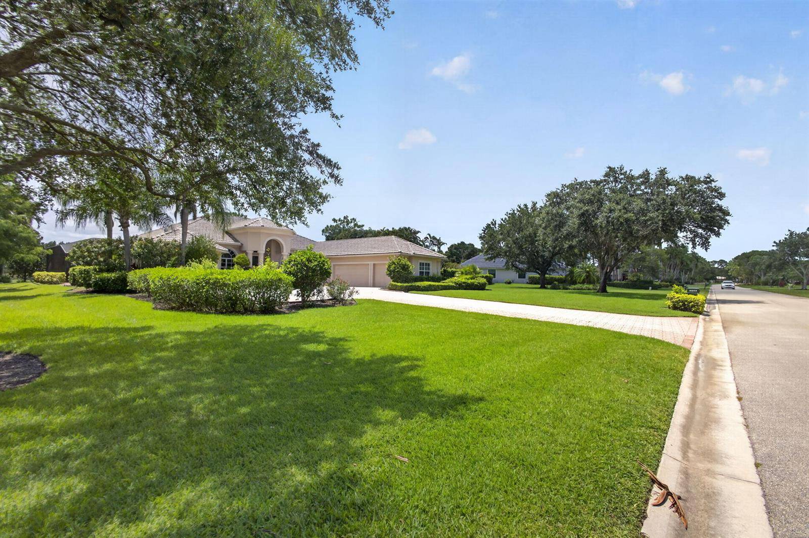 8055 WoodsmuirWest Palm Beach - picture