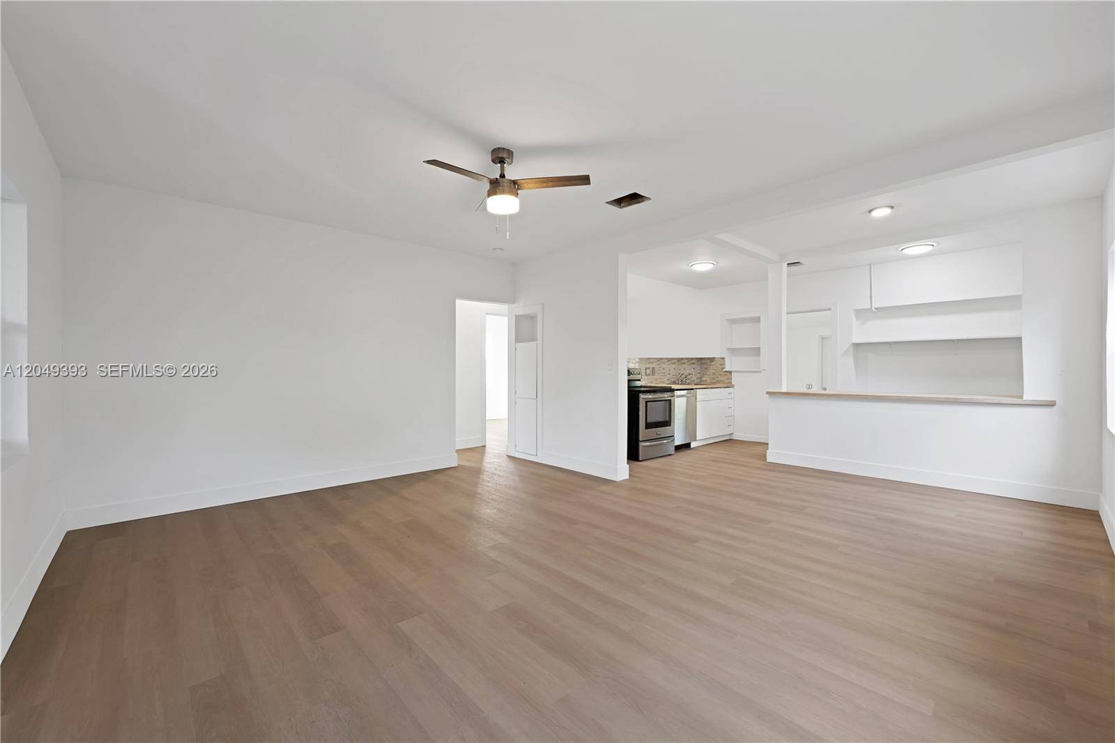 1127 NW 2nd AveFort Lauderdale - picture