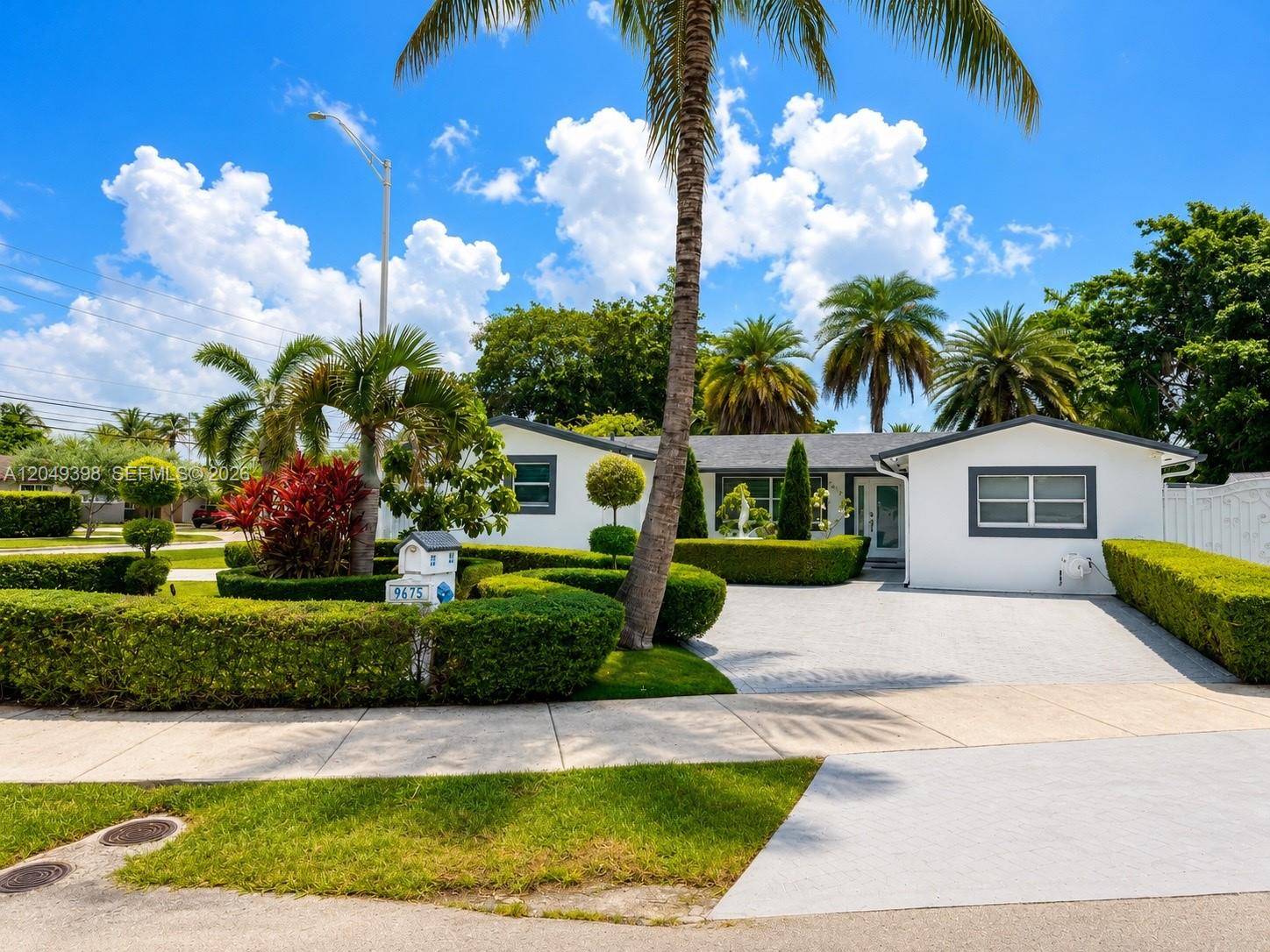 9675 SW 19th StMiami - picture