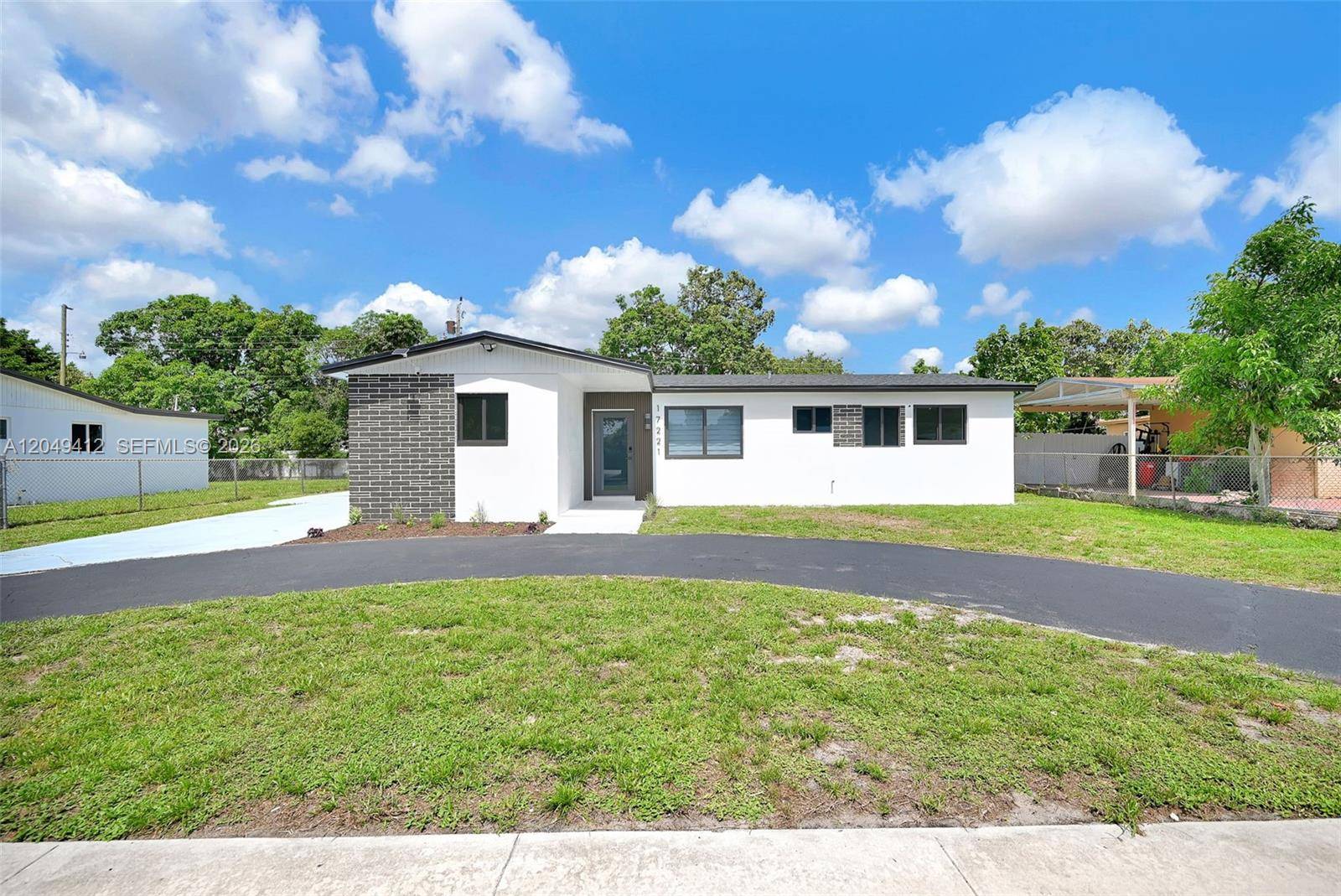 17221 NW 24th PlMiami Gardens - picture