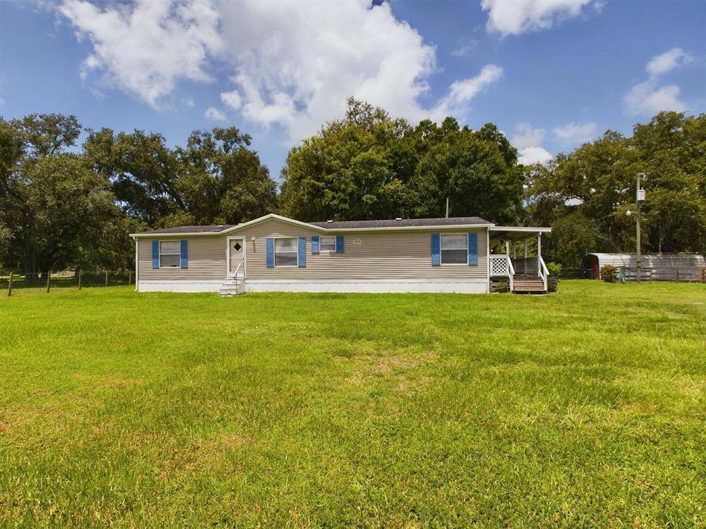945 NE 28thOkeechobee - picture