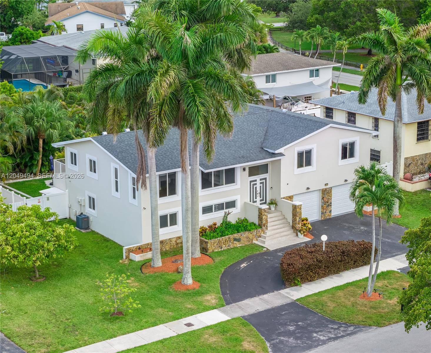 8020 SW 198th StCutler Bay - picture