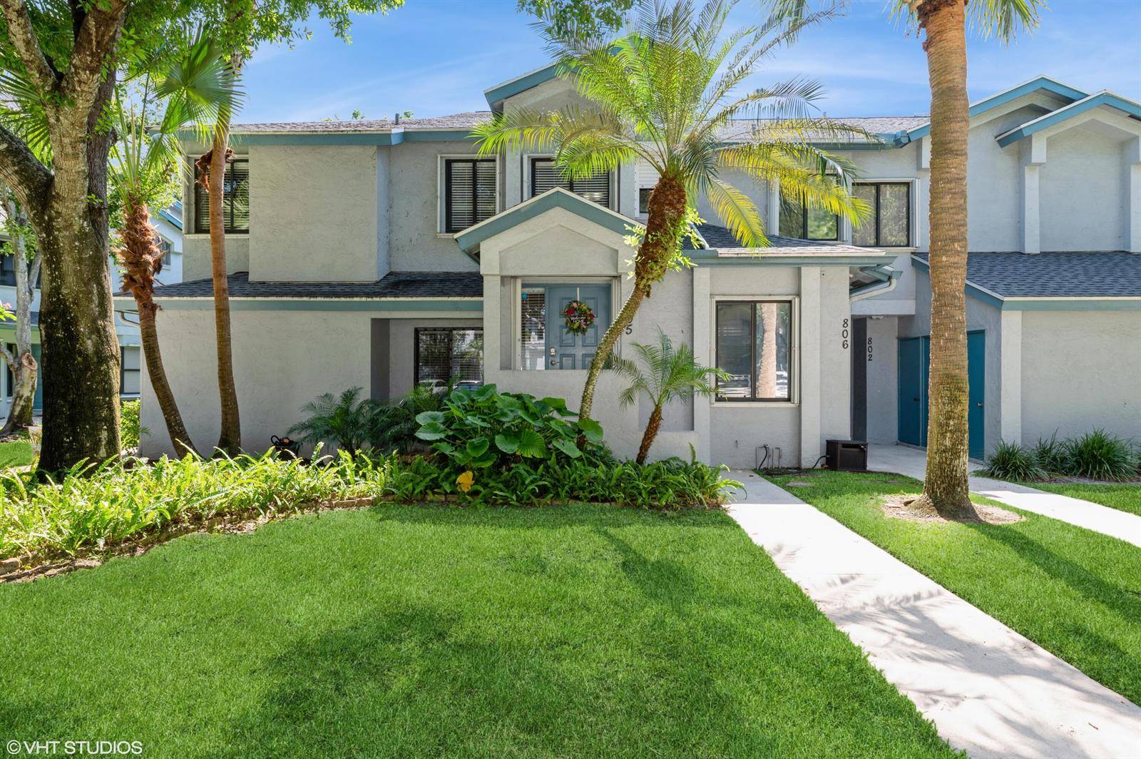 805 Harbour Pointe - picture