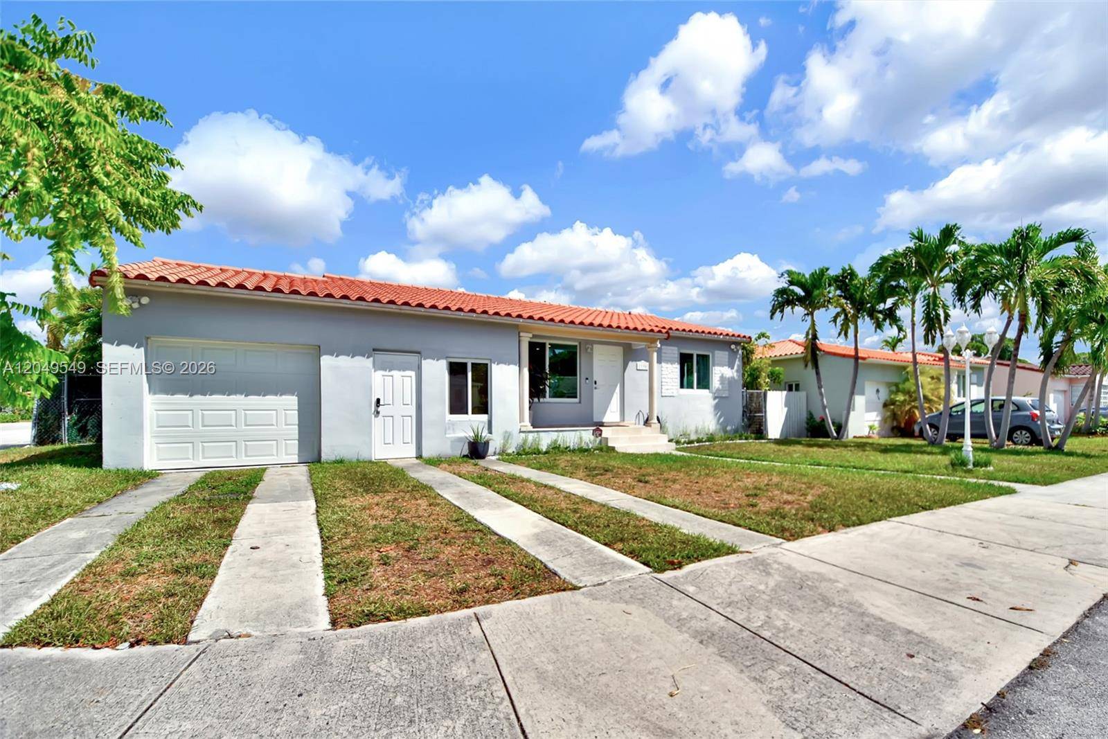 2195 SW 25th TerMiami - picture