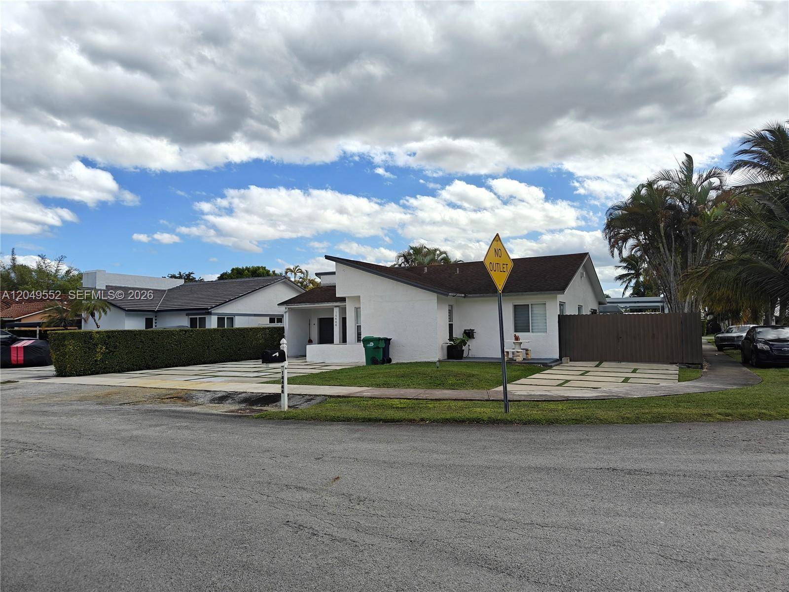 14444 SW 107th TerMiami - picture