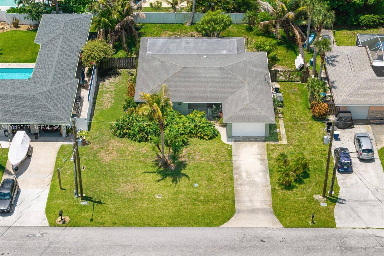 1915 Jacaranda DrFort Pierce - picture