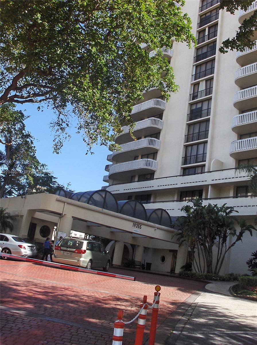 19355 Turnberry WayAventura - TURNBERRY TOWERS CONDO,Turnberry Isles condo unit 25C - picture