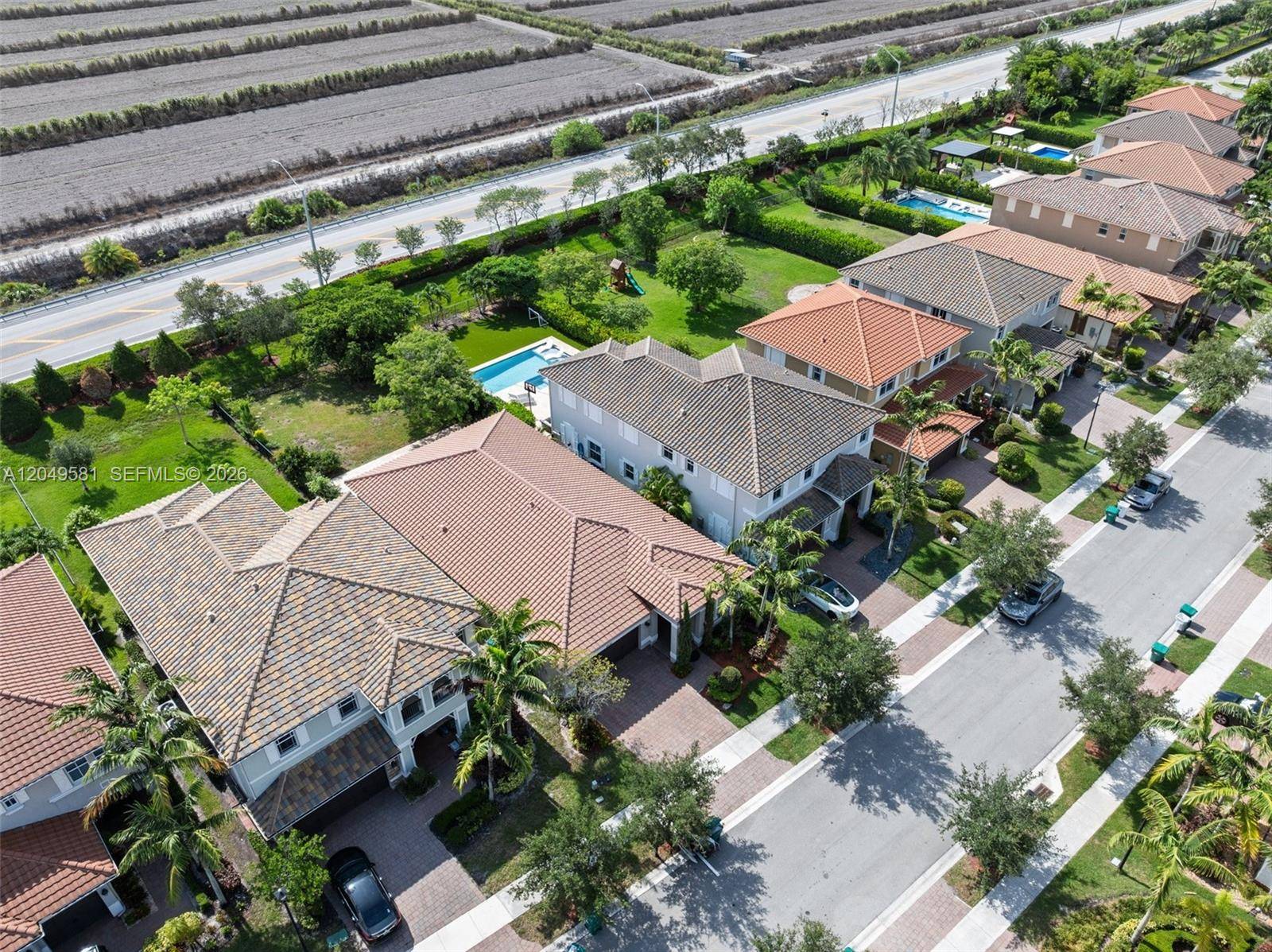 8530 Miralago WayParkland - picture