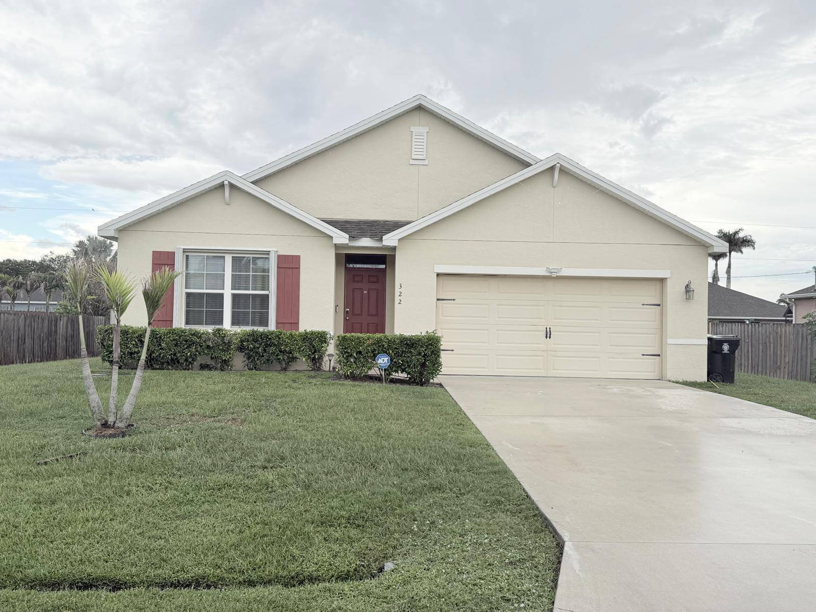 322 SW MolloyPort St. Lucie - picture