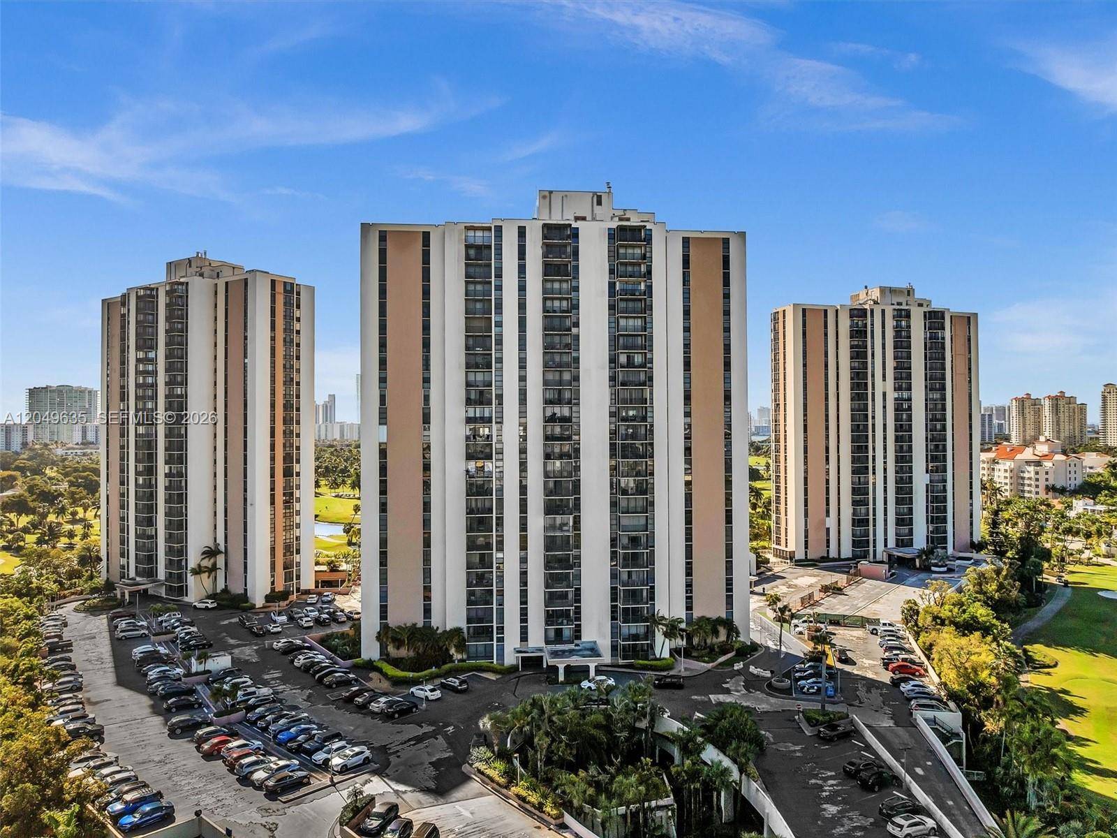 20301 W Country Club DrAventura - Condo 5+ Stories,Condo condo unit 622 - picture