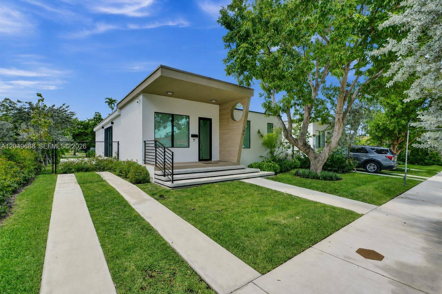 180 SW 38th CtMiami - picture
