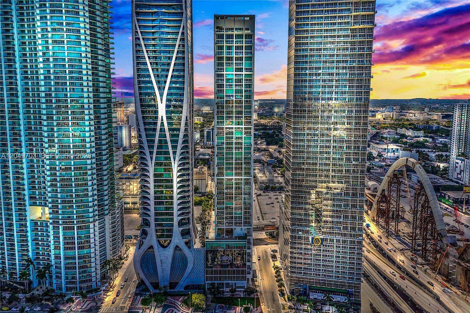 1040 Biscayne BlvdMiami - TEN MUSEUM PK RESIDENTIAL,TEN MUSEUM PARK condo unit 3802 - picture