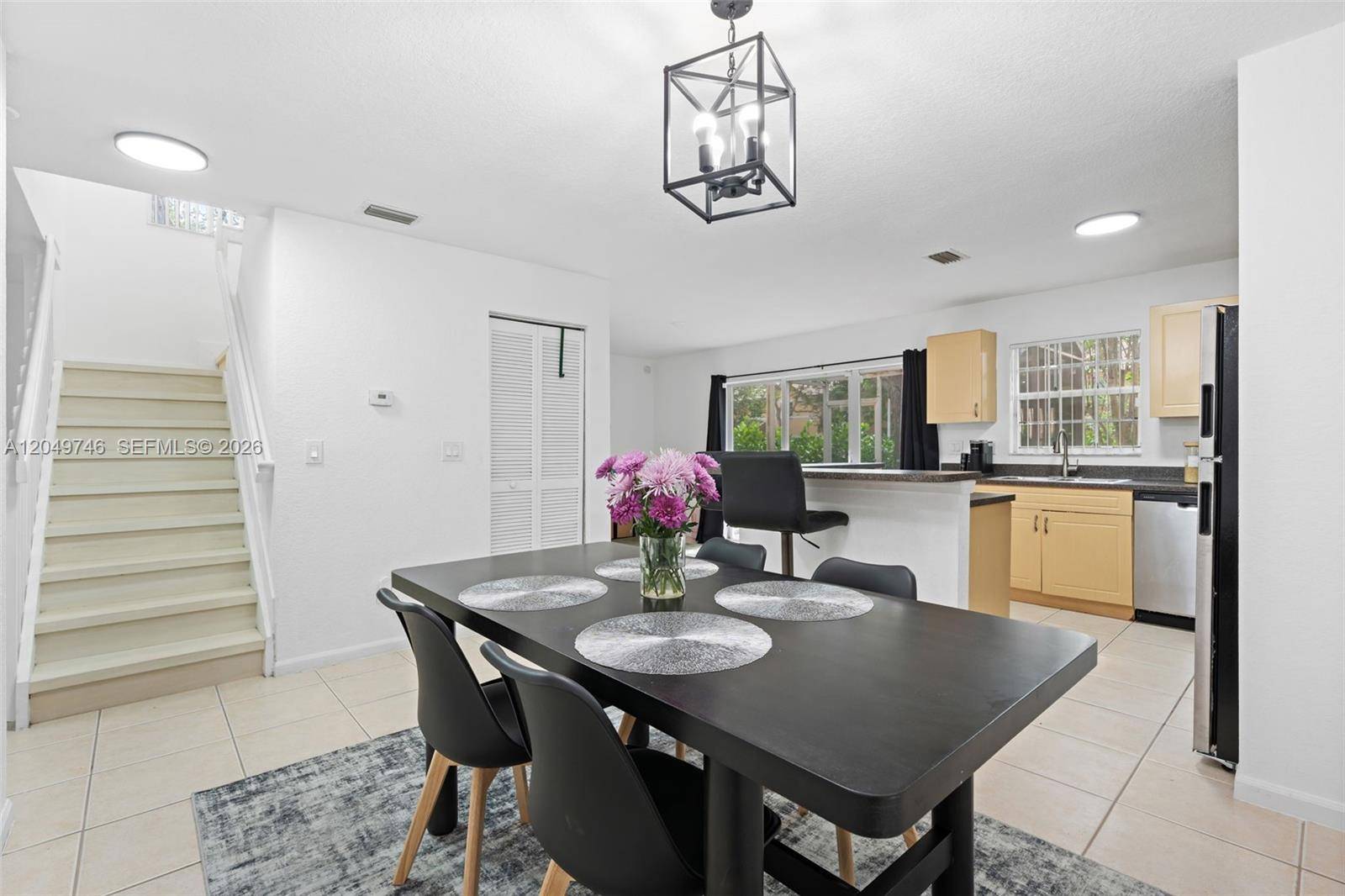 2303 SW 87th TerMiramar - picture