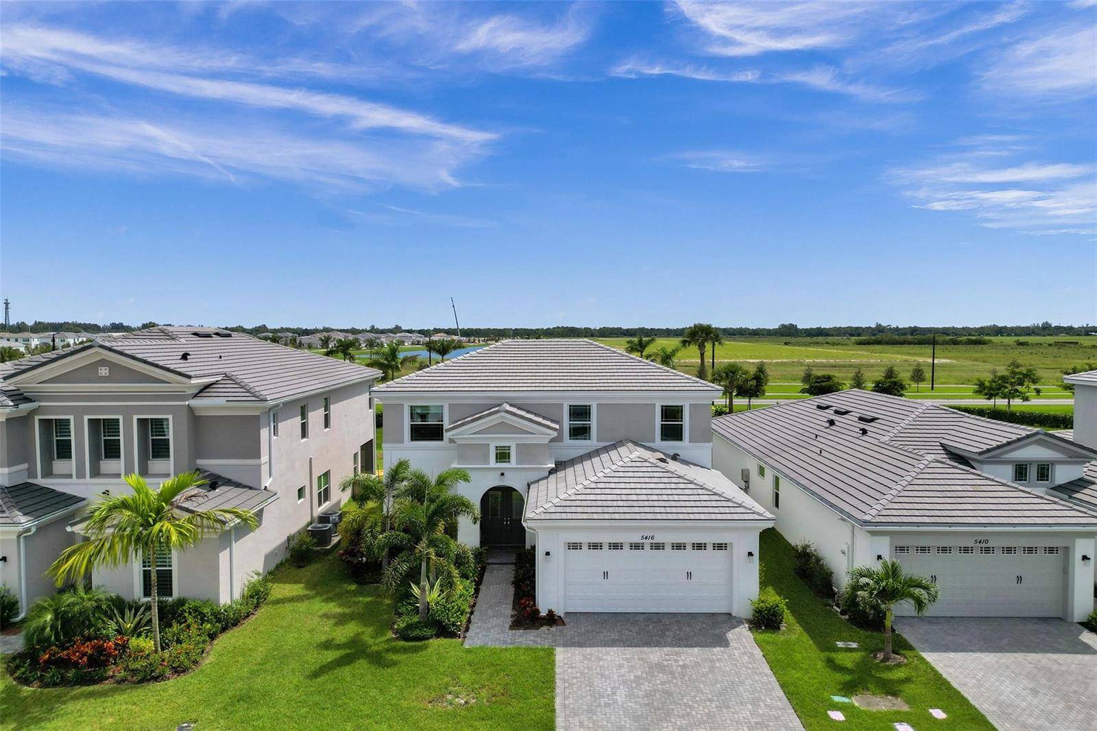 5416 Macoon - picture