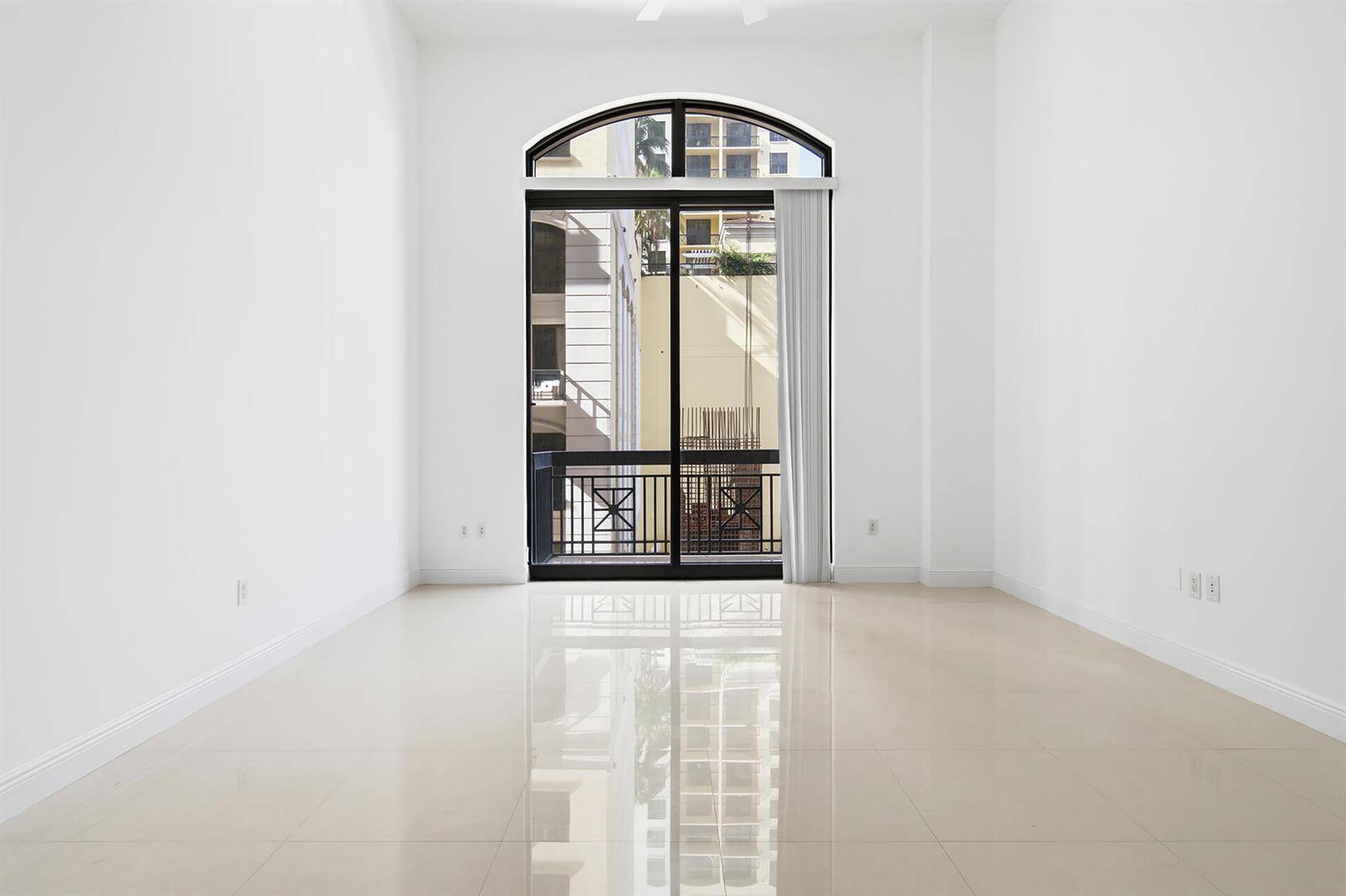 701 S OliveWest Palm Beach - Condo condo unit 304 - picture