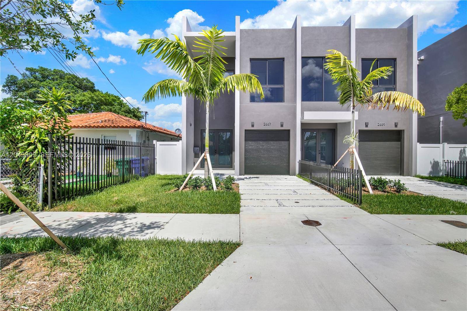 2889 SW 35 AveMiami - OVERBROOK PARK,SARA VILLAS I condo unit 2887 - picture