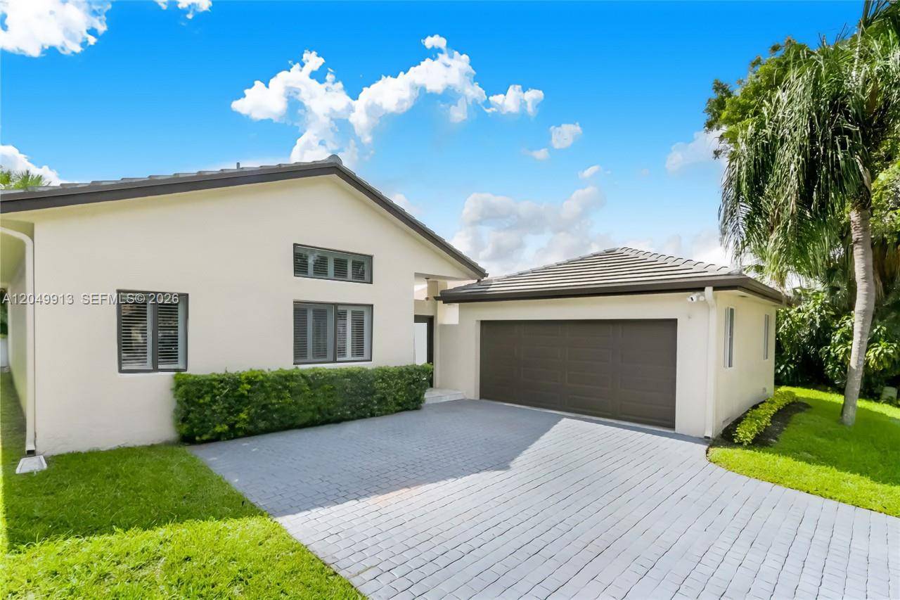 15241 NW 89th AveMiami Lakes - picture