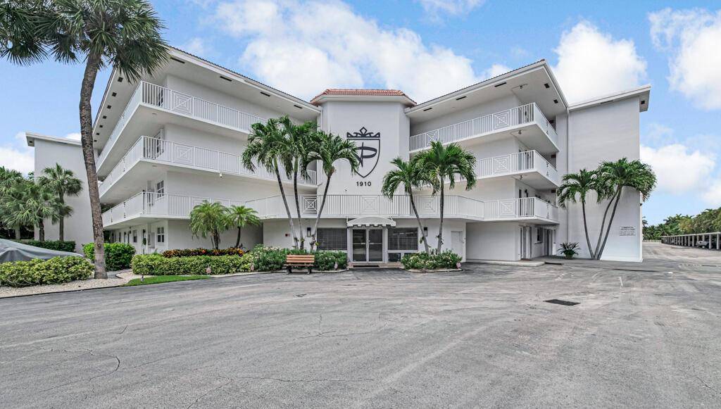 1910 S OceanDelray Beach - PENTHOUSE DELRAY CONDO condo unit 112 - picture