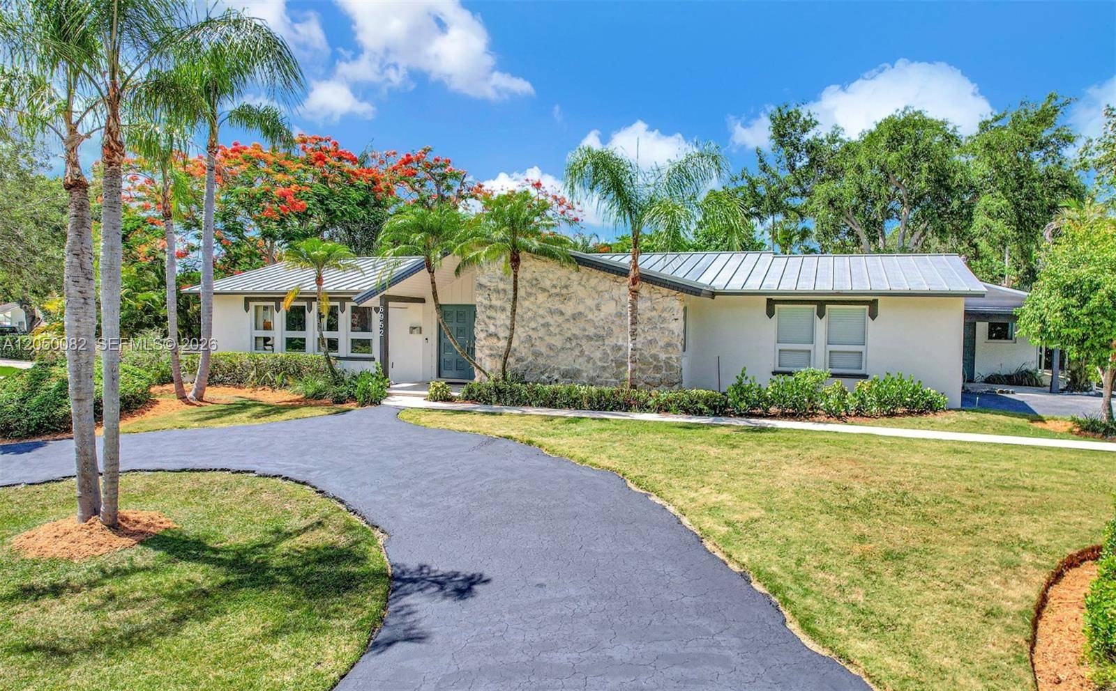 6952 SW 149th TerPalmetto Bay - picture