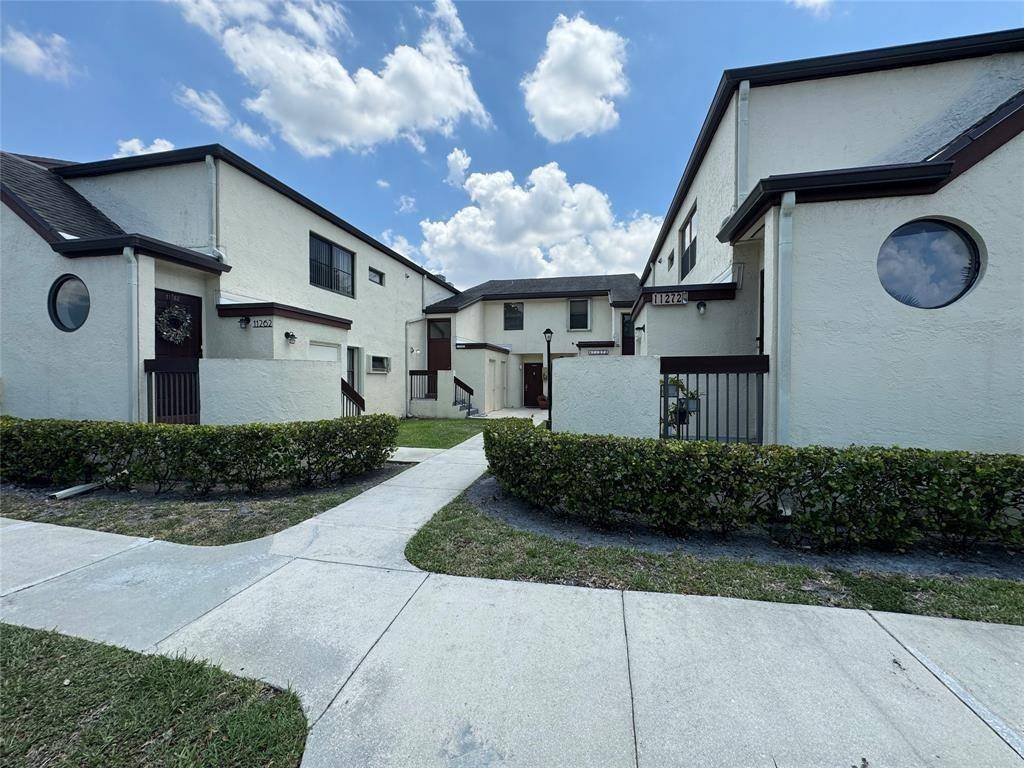 11318 TaftPembroke Pines - picture