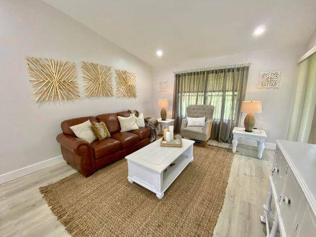 13065 AlbrightWellington - Condo condo unit 27 - picture